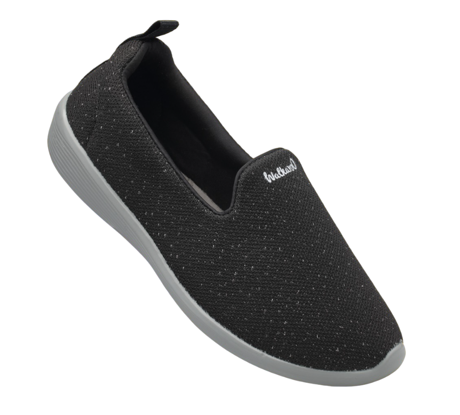 Walkaroo Ladies Black Colored Casual and Comfortable Belly Shoes